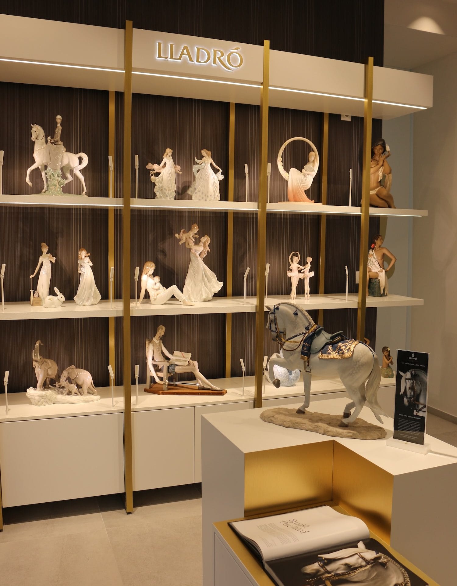 salon_Lladro_designalive-1